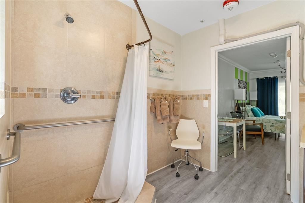 BEACH WAY HEIGHTS UNIT - Residential Lease