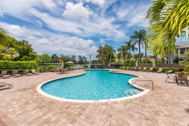 FAIRFIELD AT BOCA 5 OF CEDAR GROVE - Residential Lease