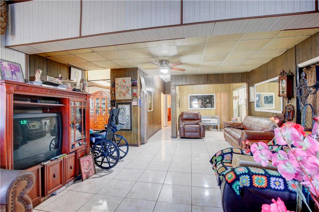 ROOSEVELT HOMESITES - Residential