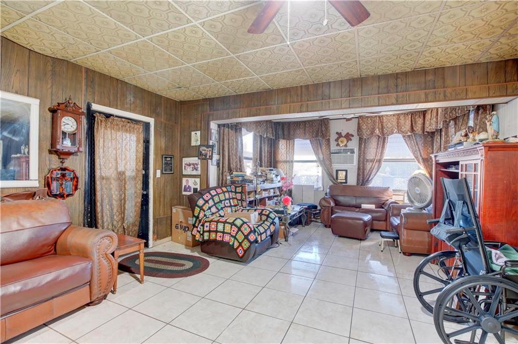ROOSEVELT HOMESITES - Residential