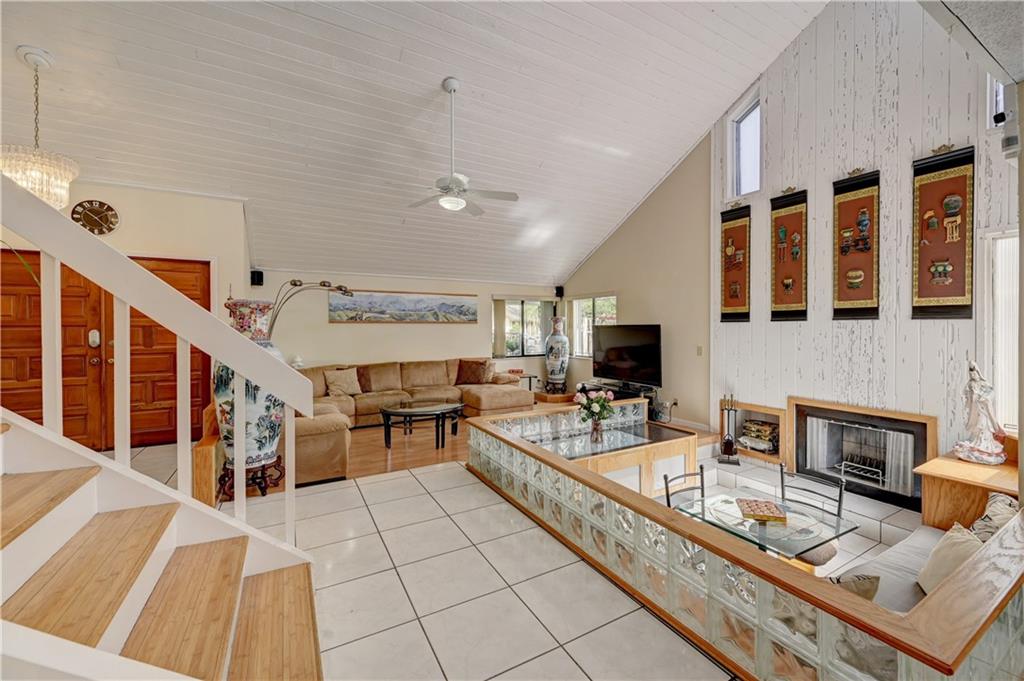 Pebble Creek Jacaranda 83 - Residential