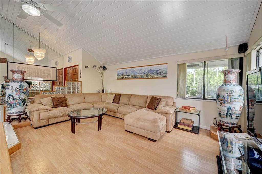Pebble Creek Jacaranda 83 - Residential