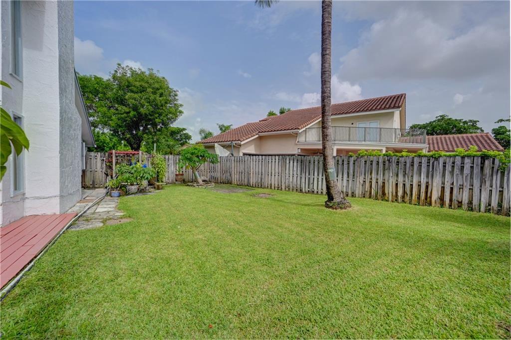 Pebble Creek Jacaranda 83 - Residential