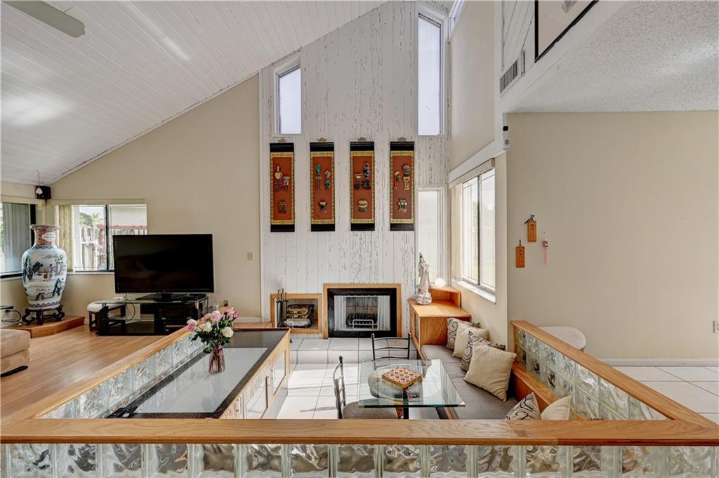 Pebble Creek Jacaranda 83 - Residential