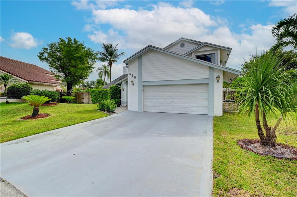 Pebble Creek Jacaranda 83 - Residential