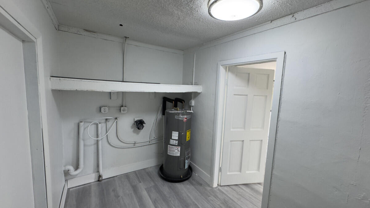 WOODLAND PARK AMD PLAT - Residential