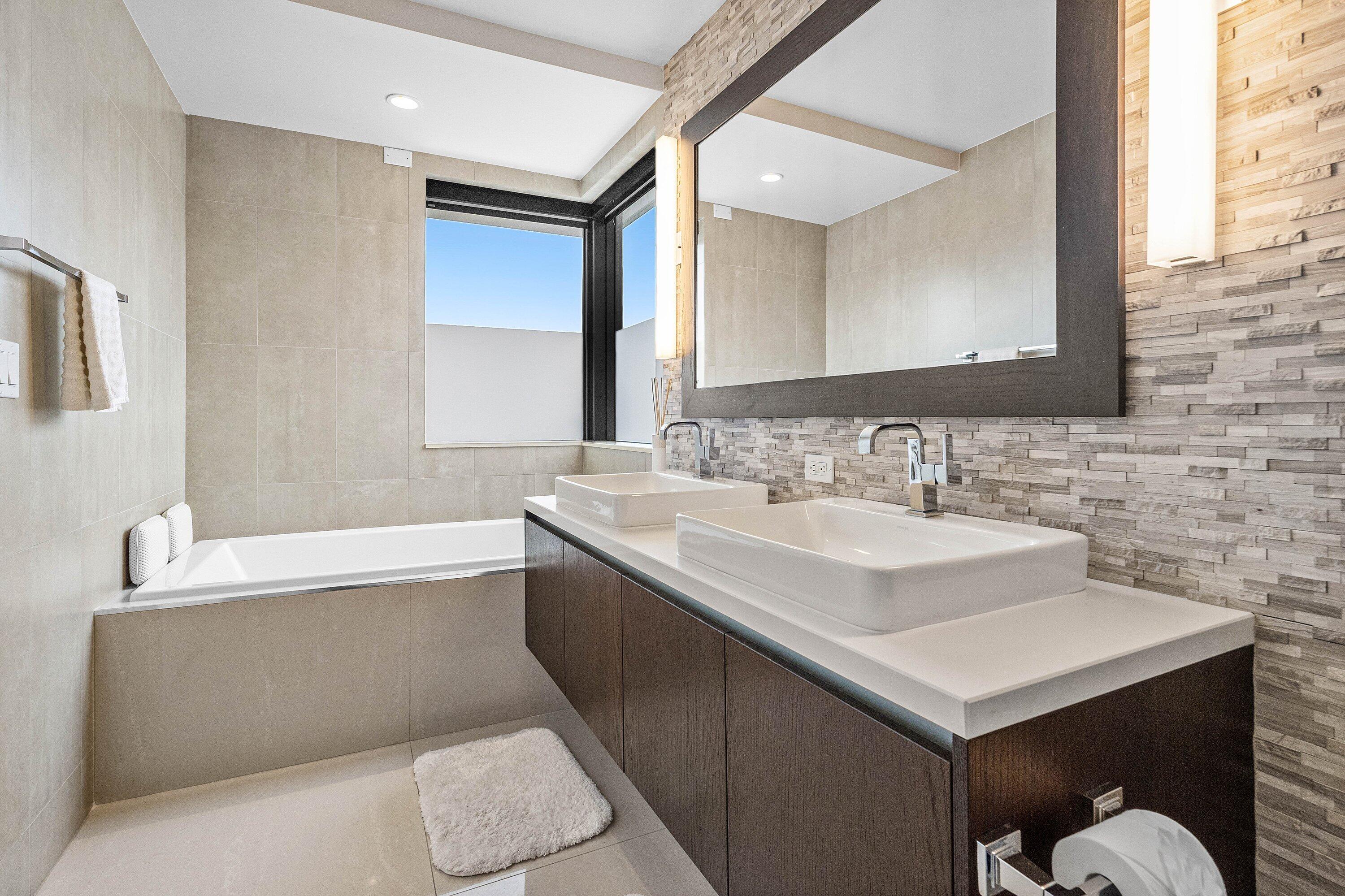 30 THIRTY NORTH OCEAN CONDO - Residential