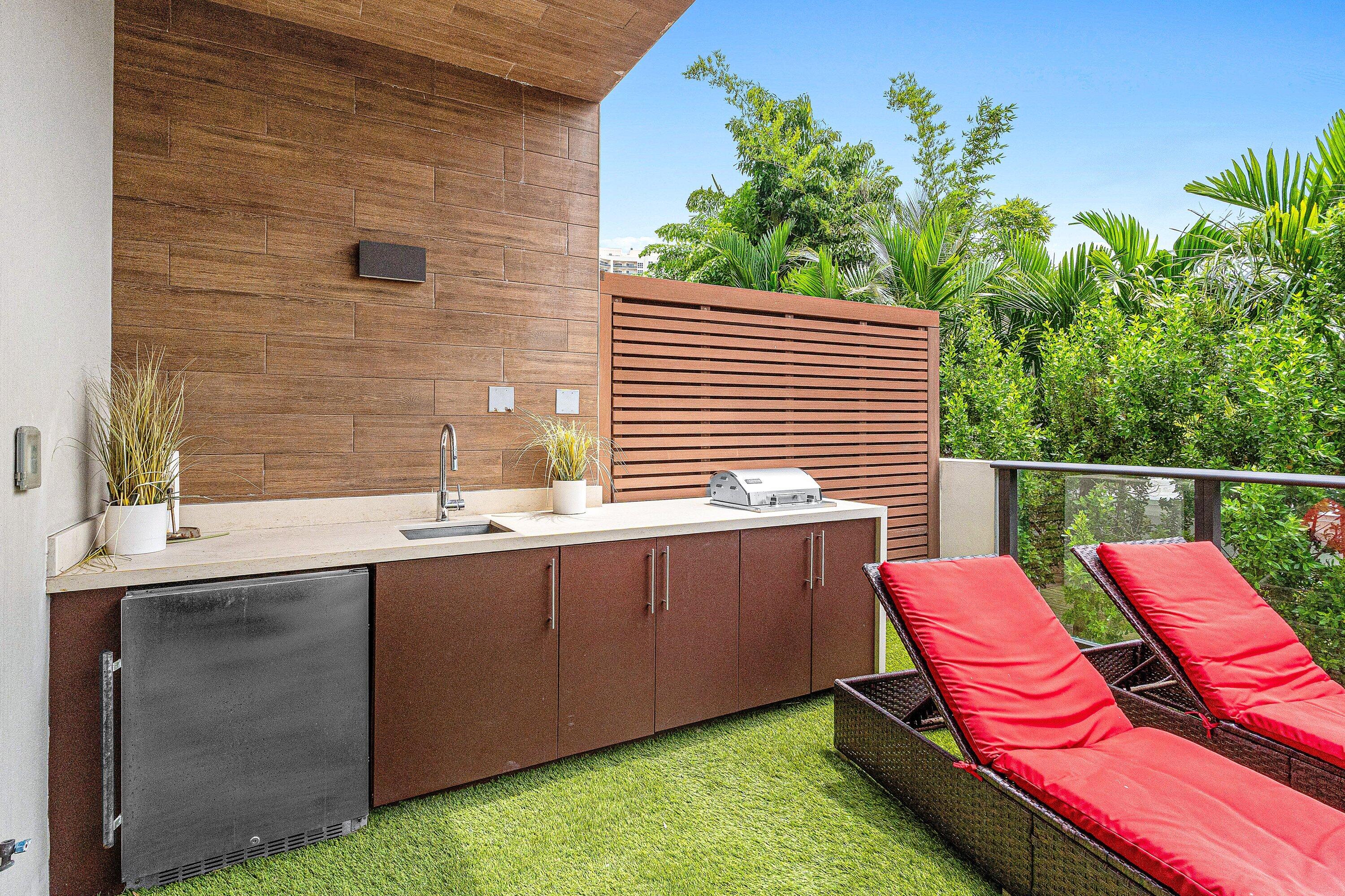 30 THIRTY NORTH OCEAN CONDO - Residential