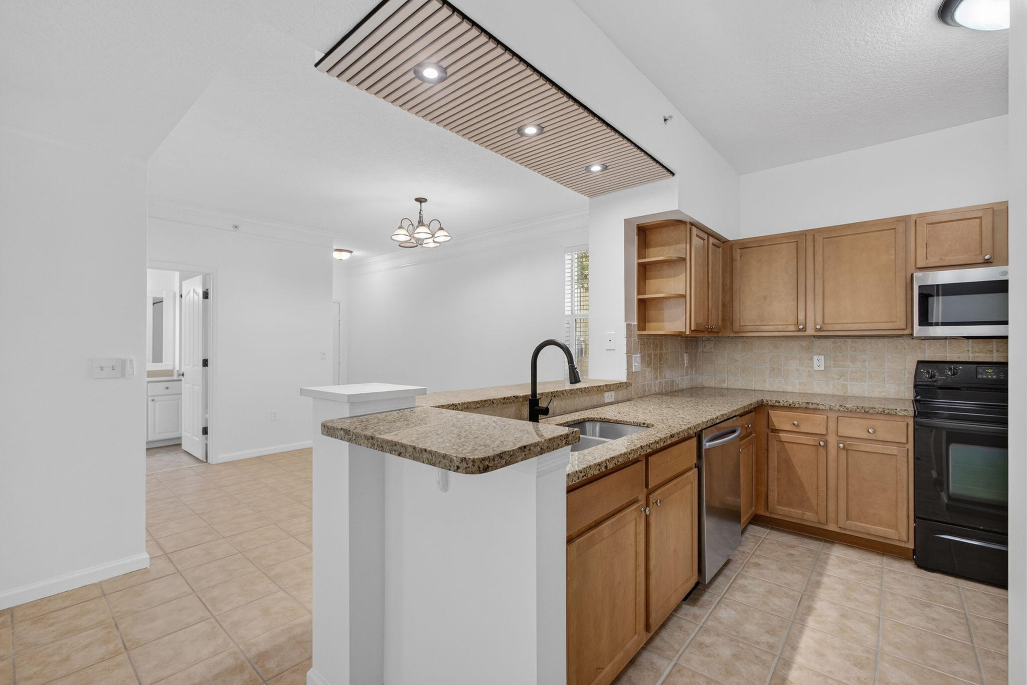 SOMERSET AT ABACOA CONDO - Residential
