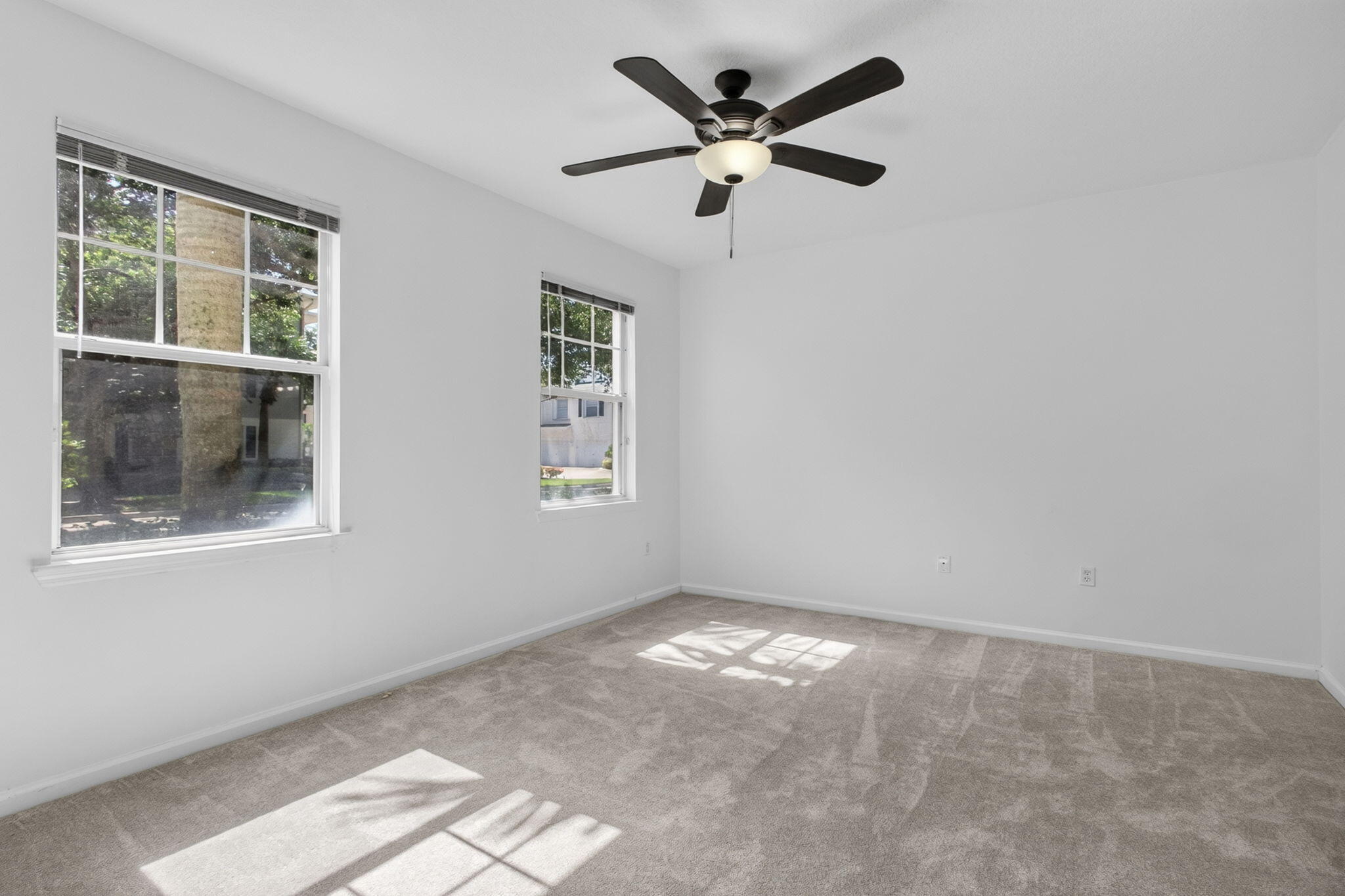SOMERSET AT ABACOA CONDO - Residential