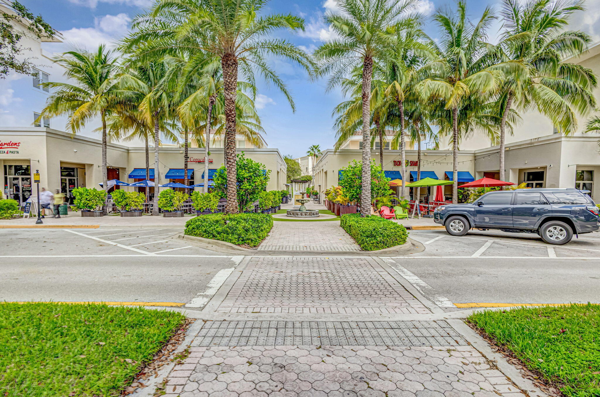 SOMERSET AT ABACOA CONDO - Residential