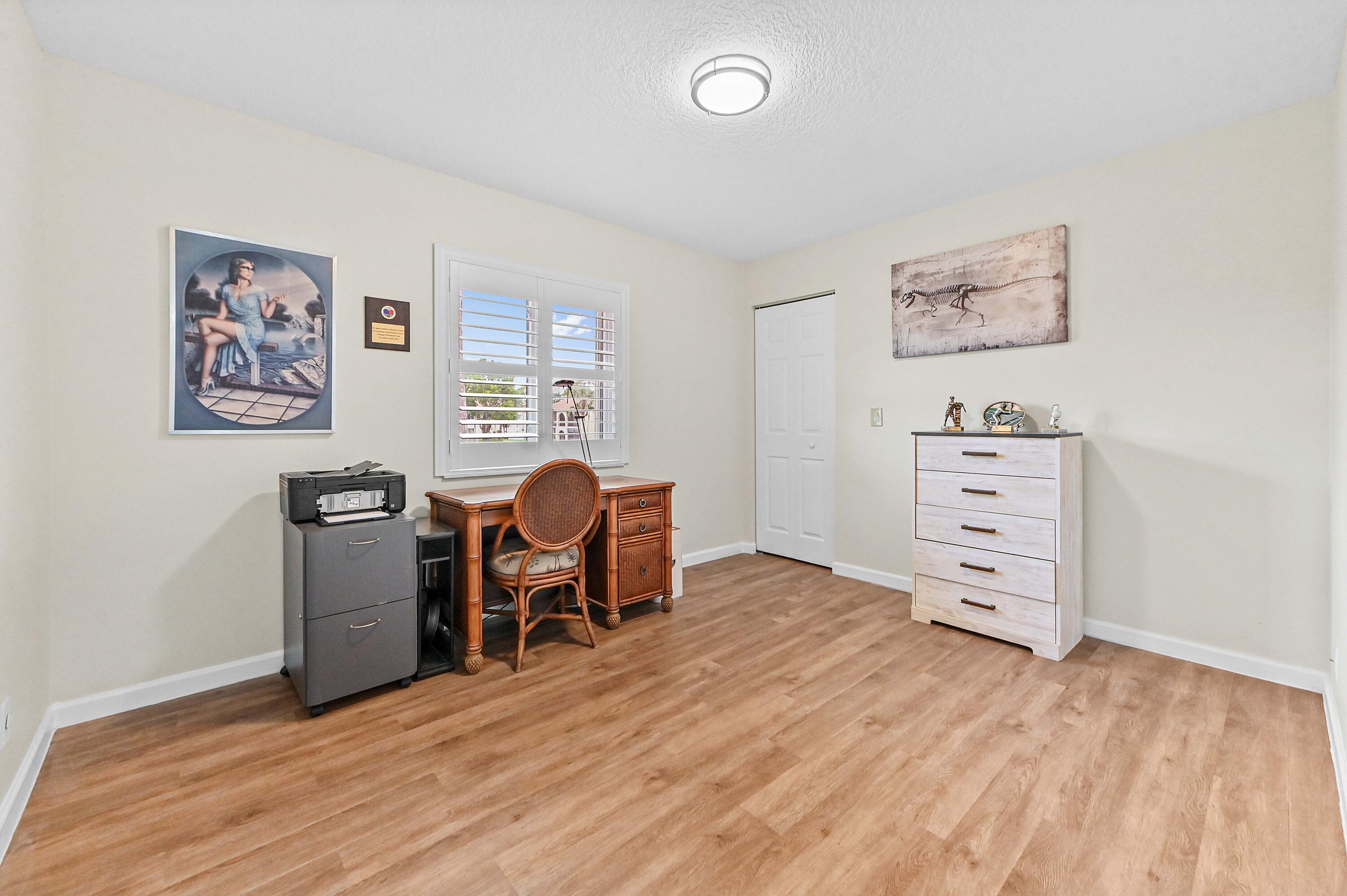 PINE RIDGE - Residential
