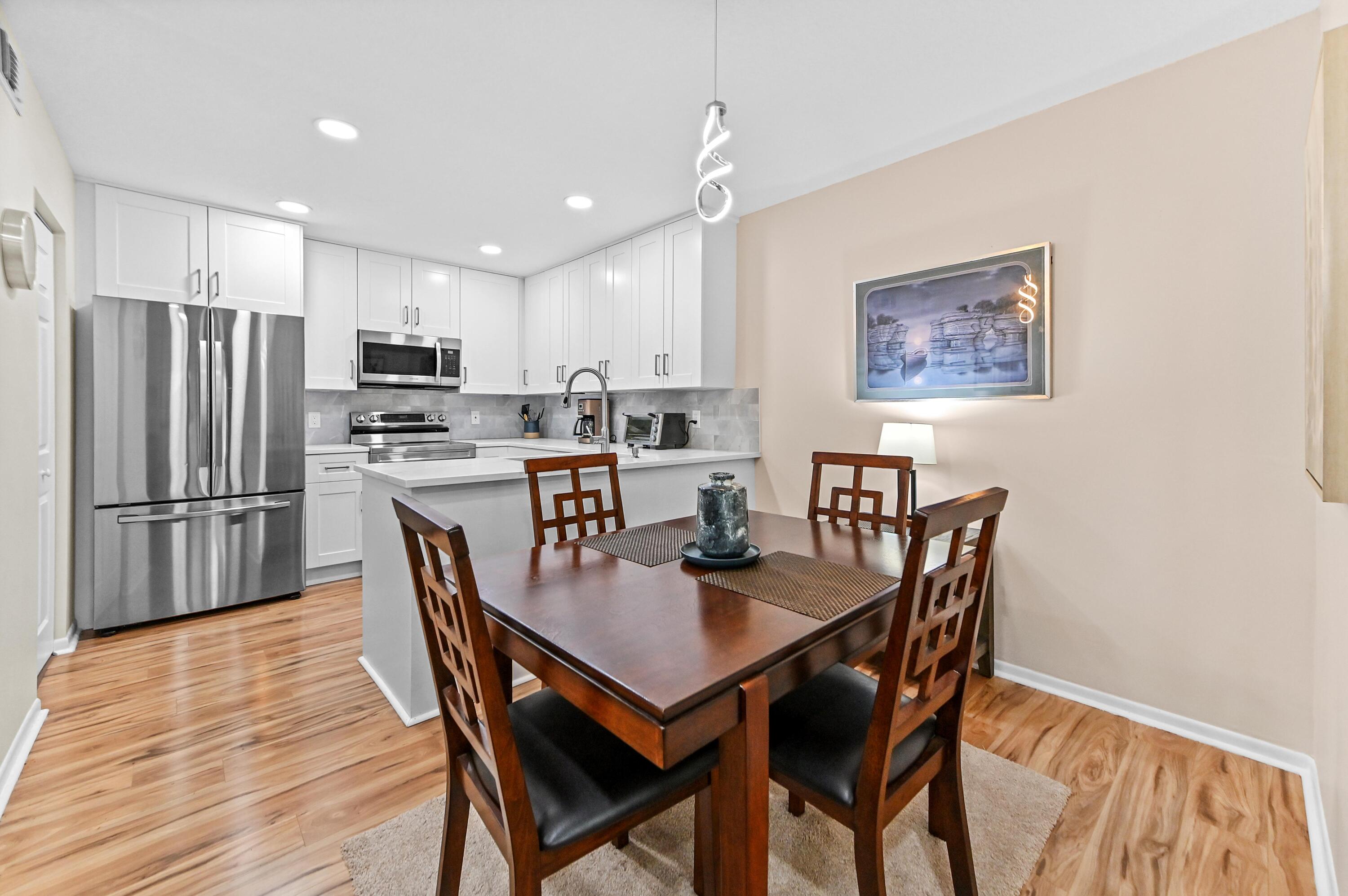 PINE RIDGE - Residential