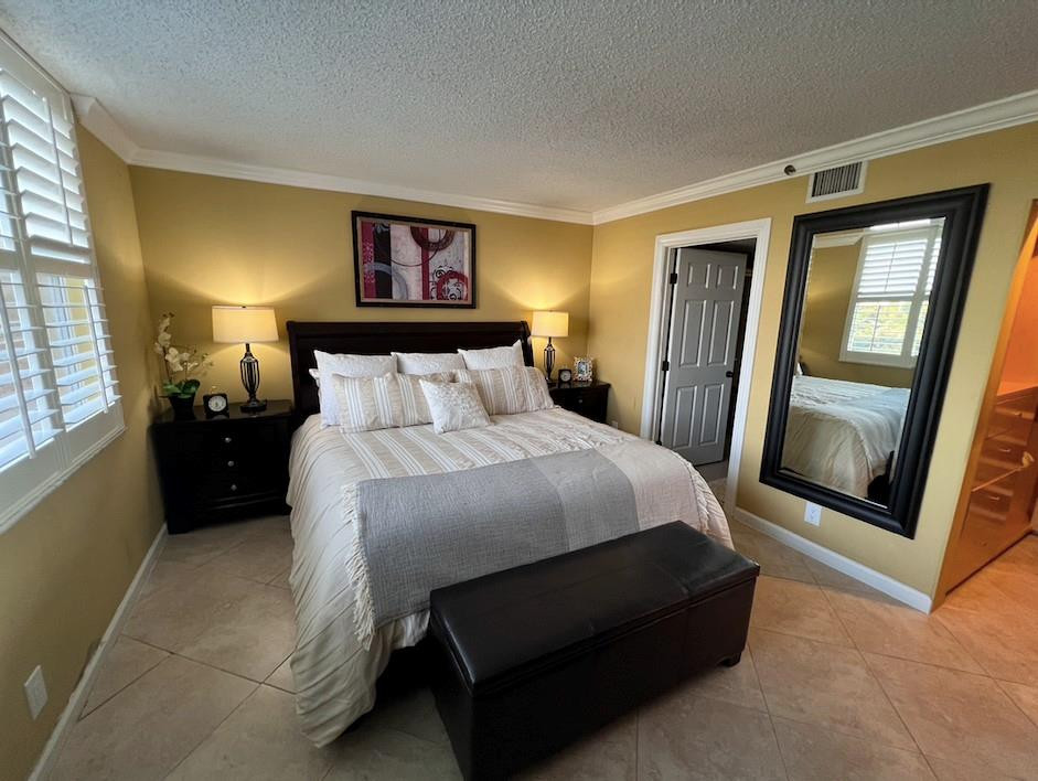 WATERS EDGE TOWERS CONDO - Residential Lease
