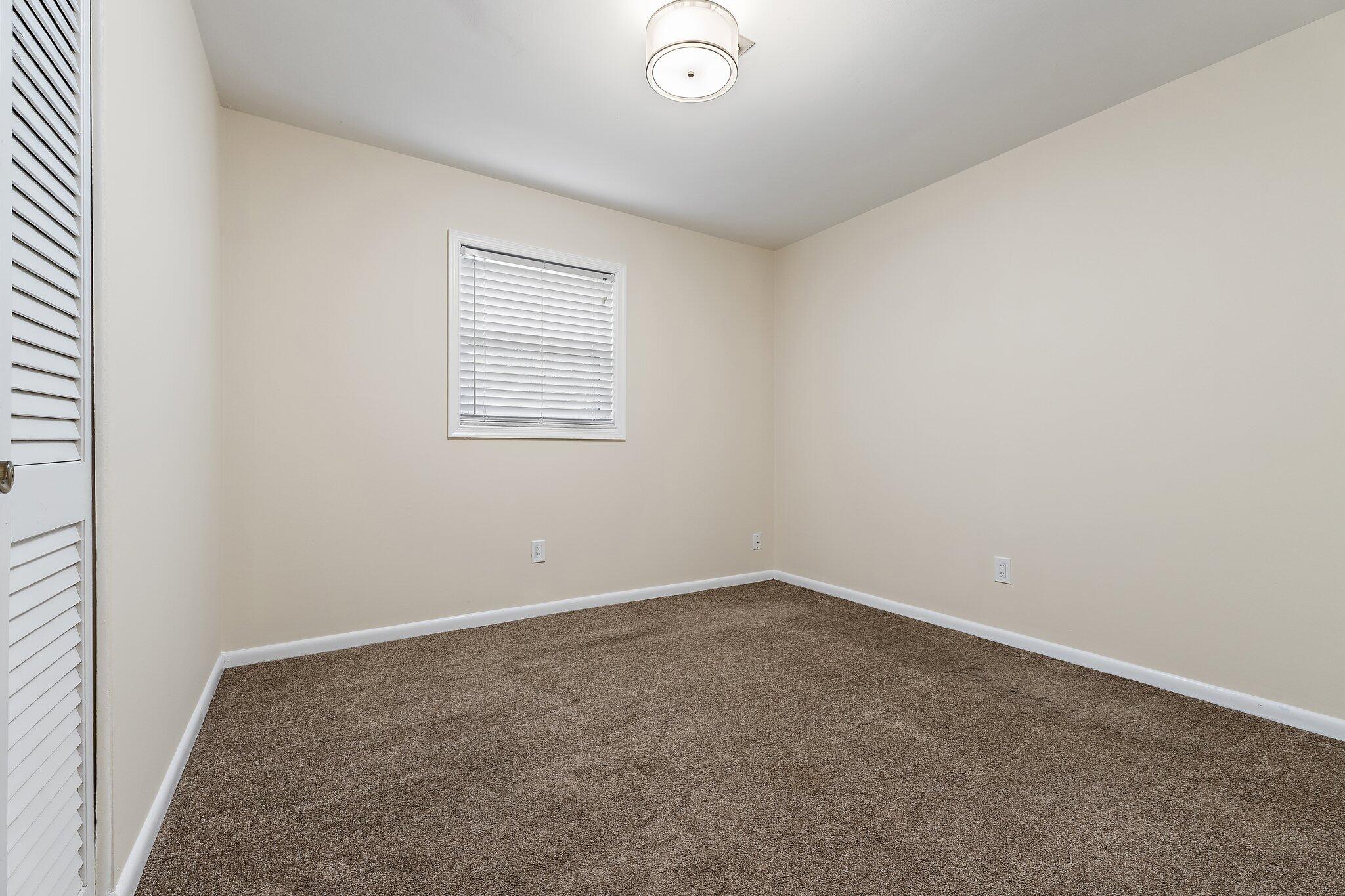 PALM BEACH GARDENS ESTATES - Residential
