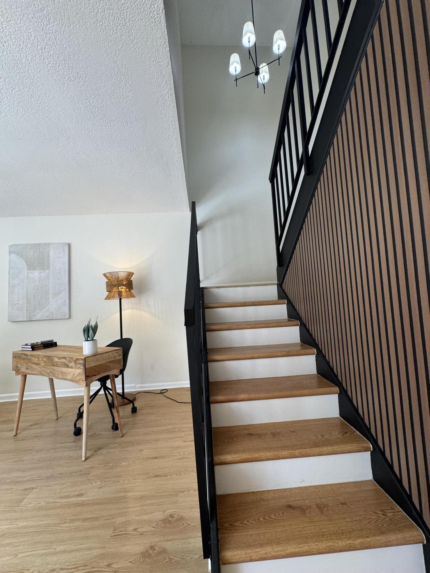 SEVEN SPRINGS 1 - Residential