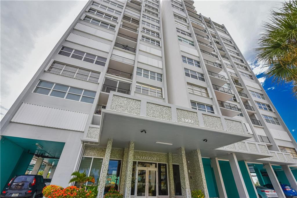 TRAFALGAR TOWERS CONDO 1 - Residential