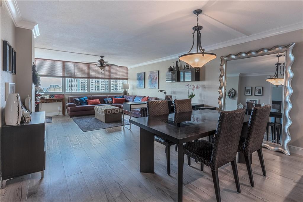 TRAFALGAR TOWERS CONDO 1 - Residential