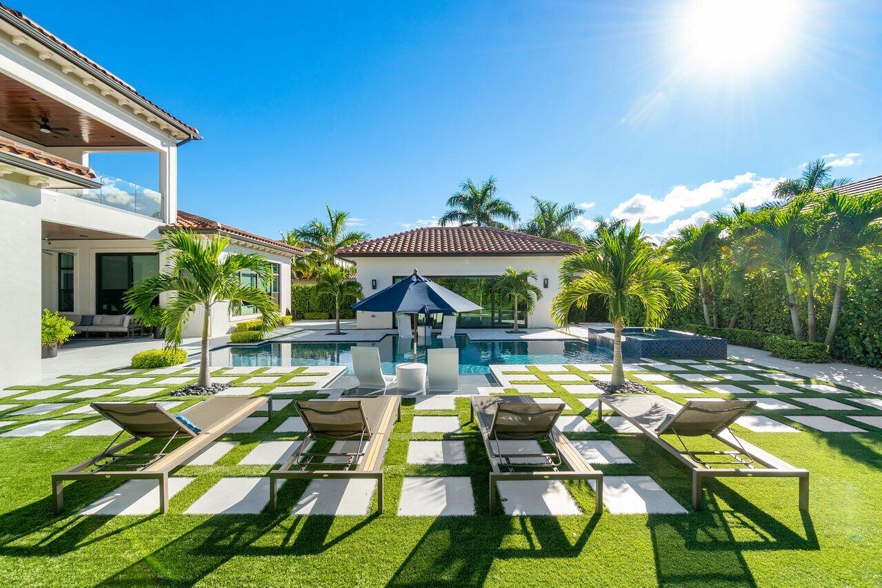 THE OAKS AT BOCA RATON - Residential