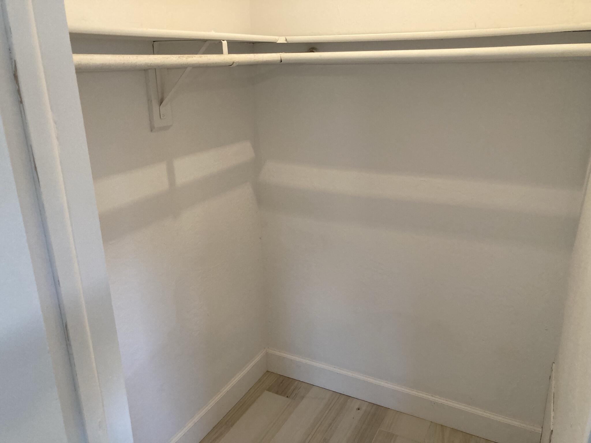 DELRAY MNR - Residential Lease