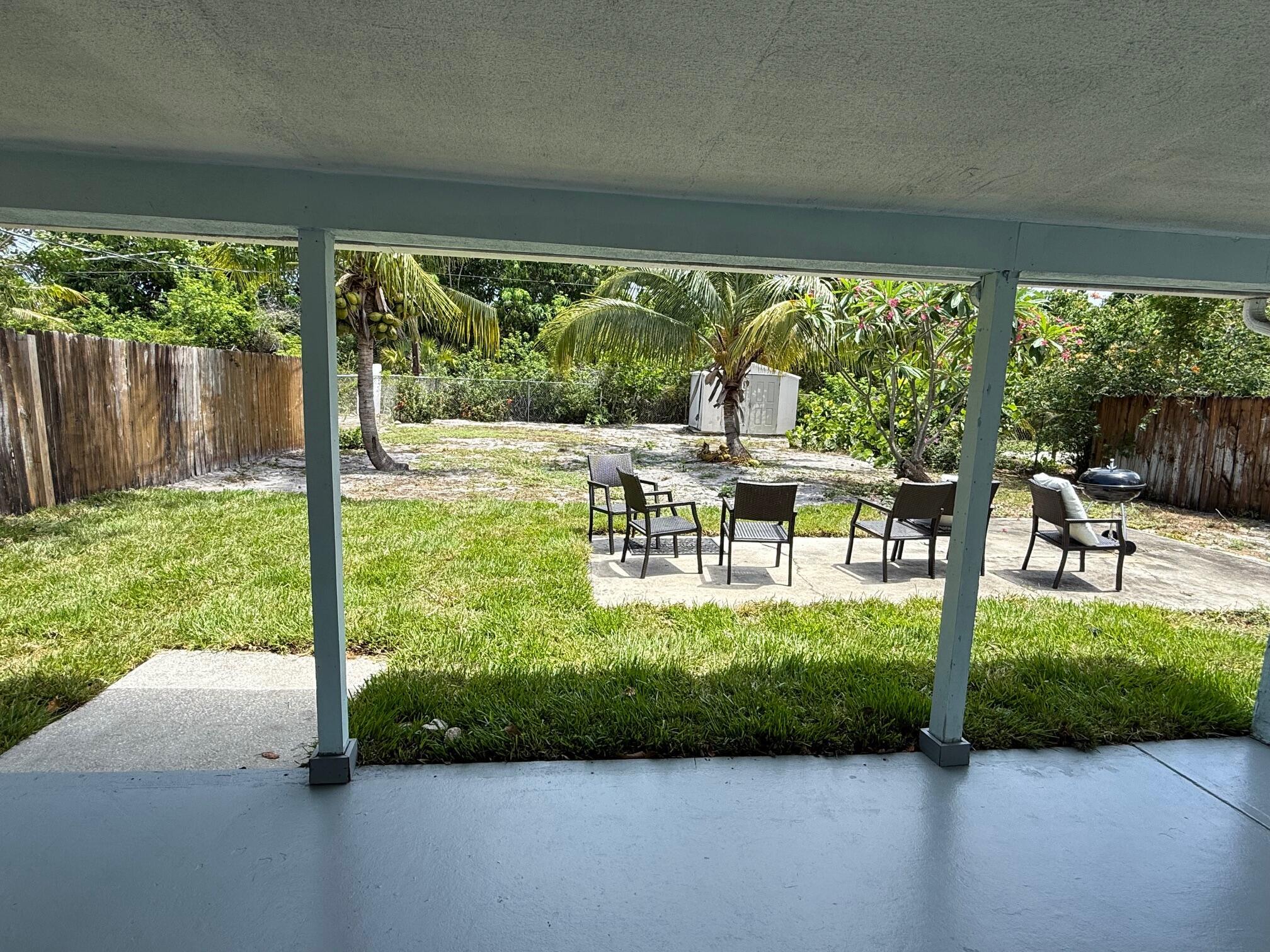 DELRAY MNR - Residential Lease