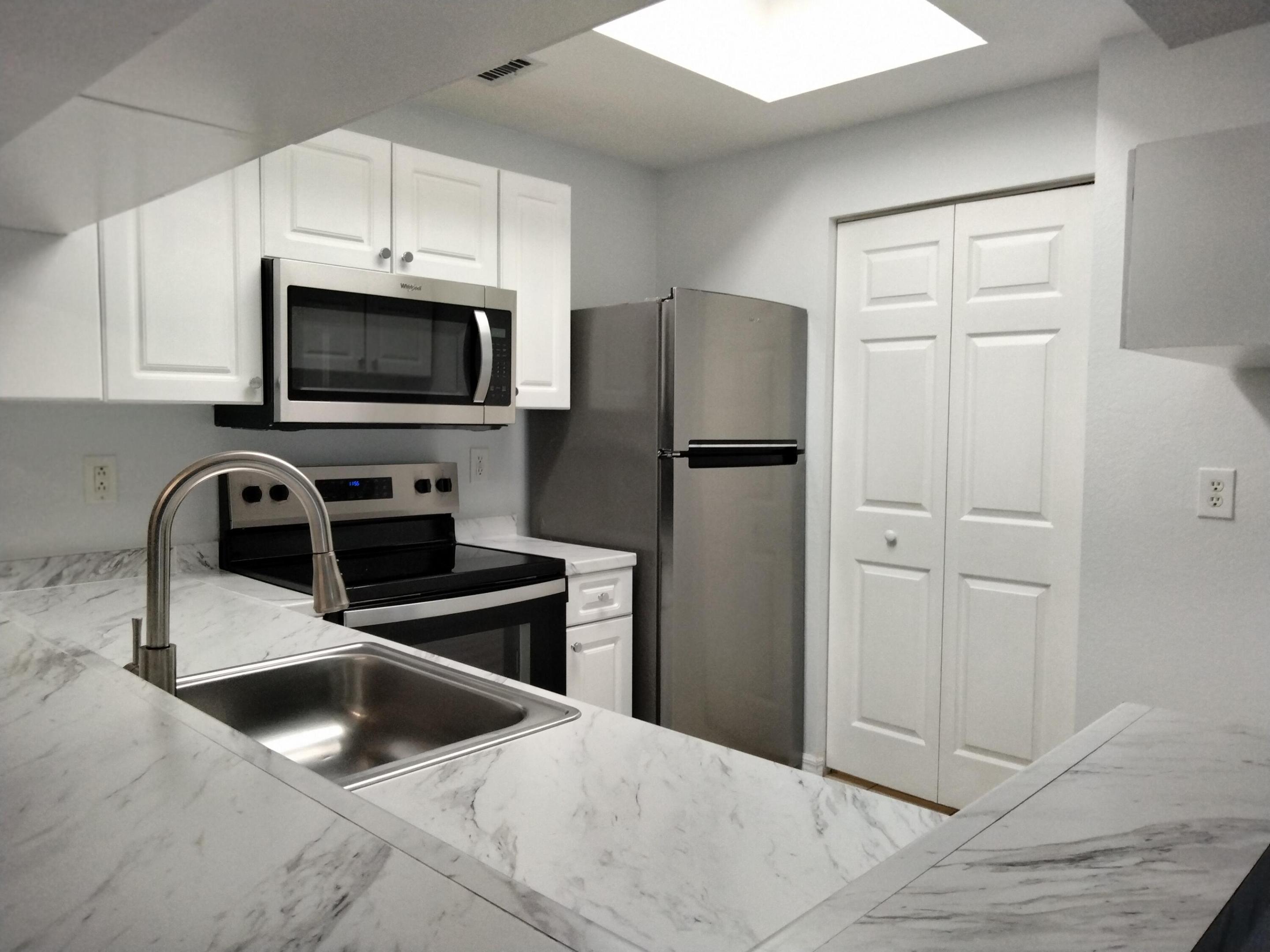 SAN MATERA THE GARDENS CONDO - Residential