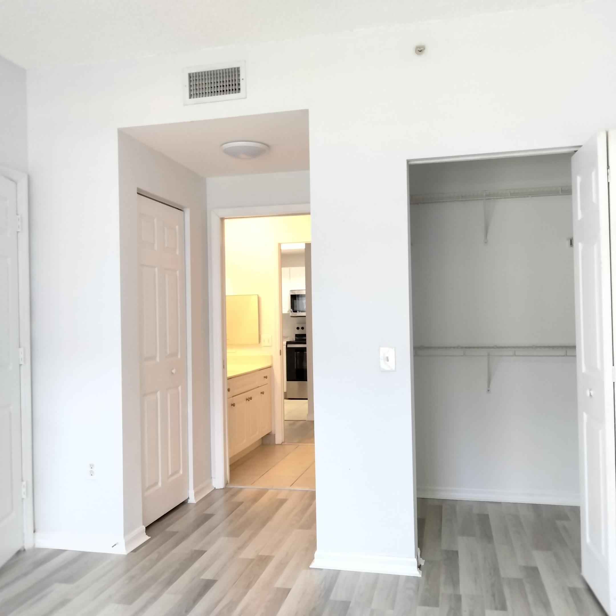 SAN MATERA THE GARDENS CONDO - Residential