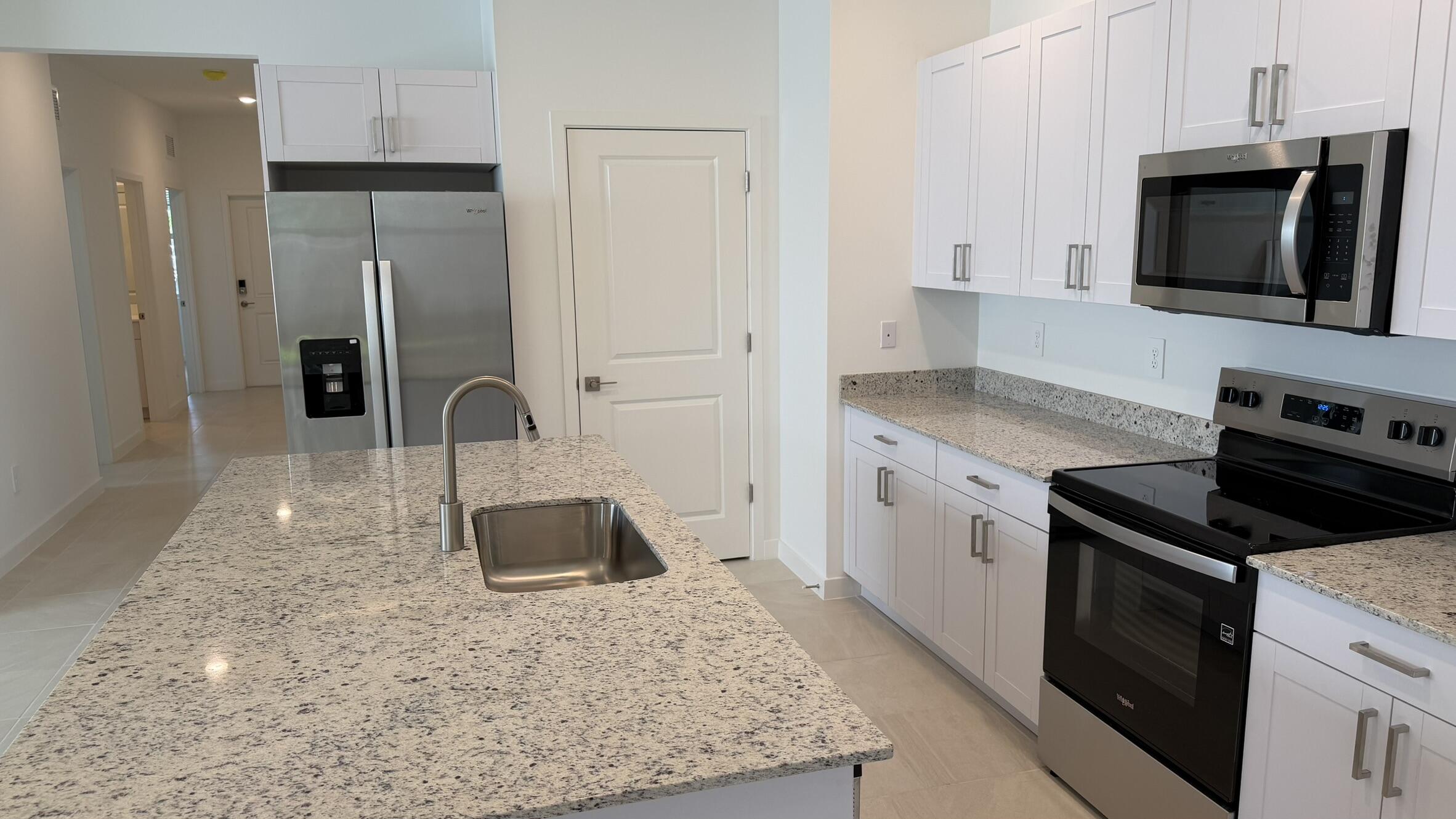 Hunters Manor - Residential Lease