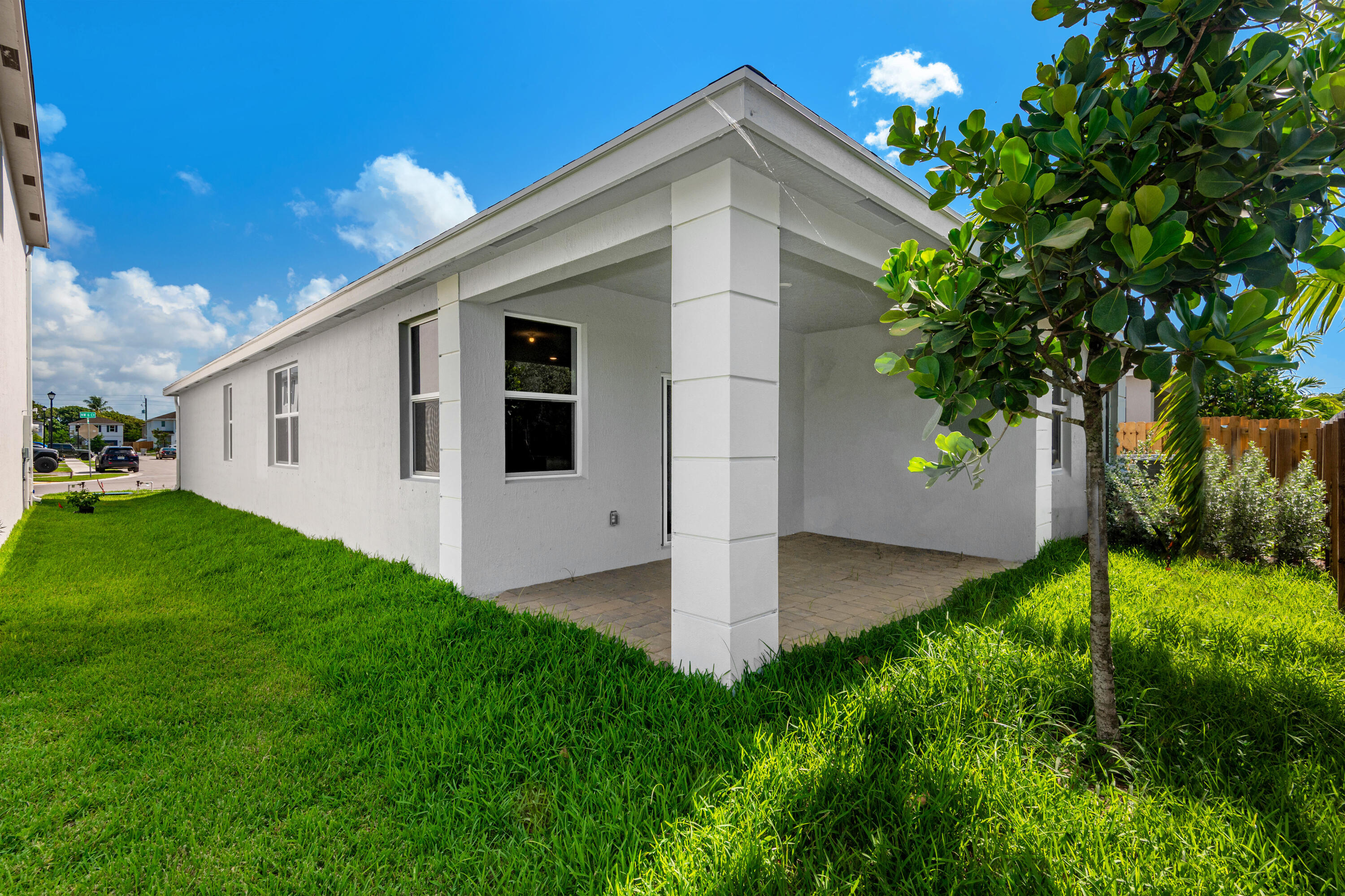 Hunters Manor - Residential Lease