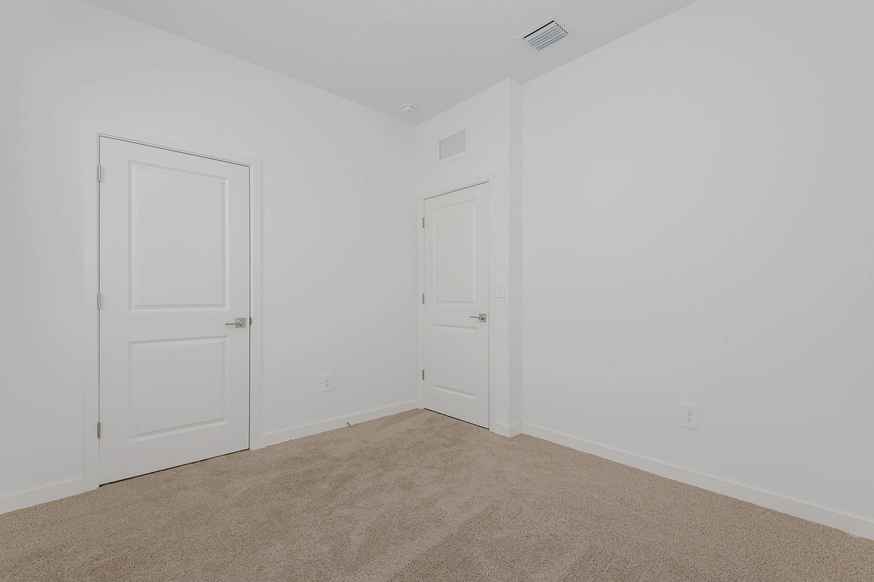 Hunters Manor - Residential Lease