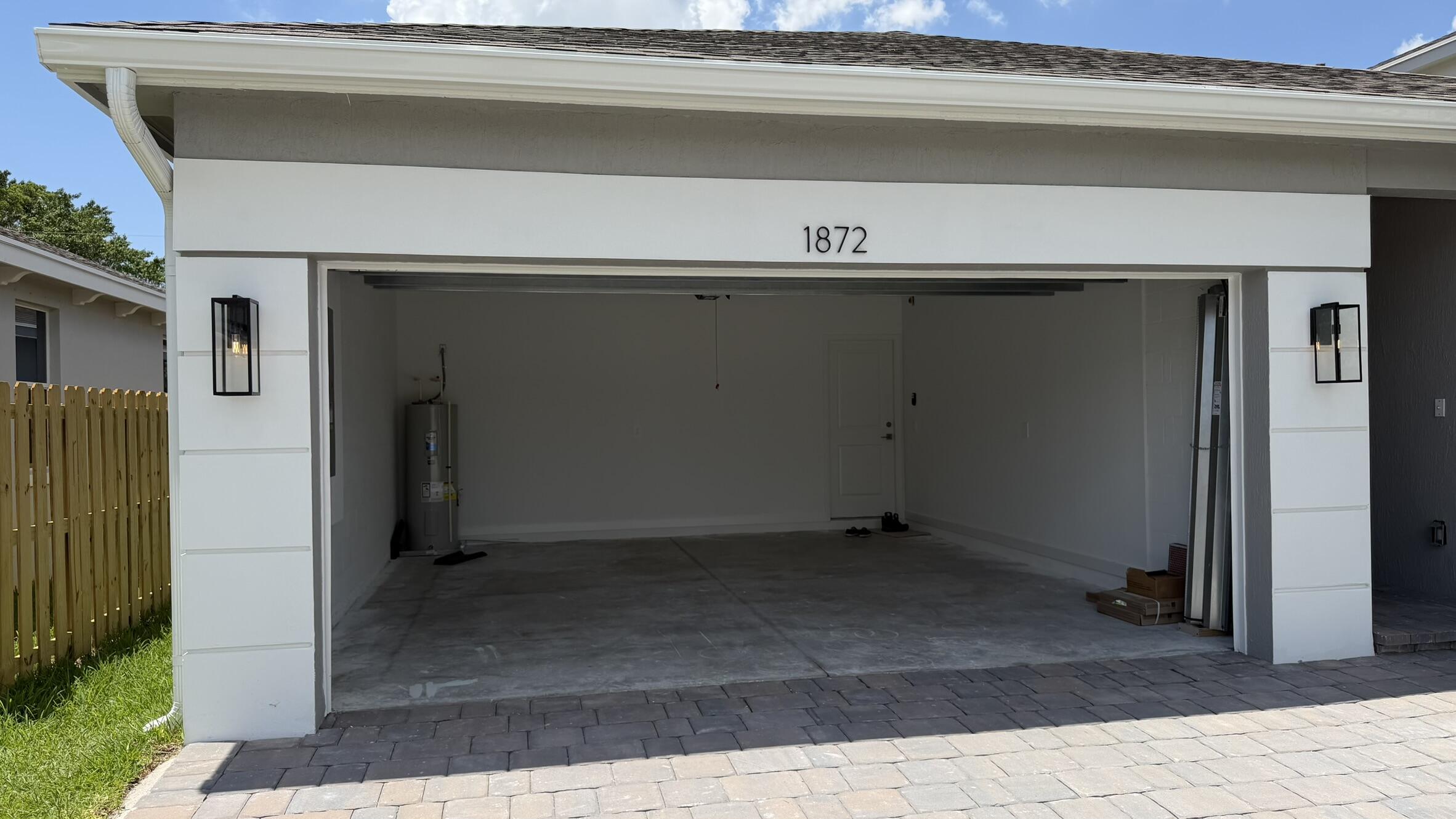 Hunters Manor - Residential Lease