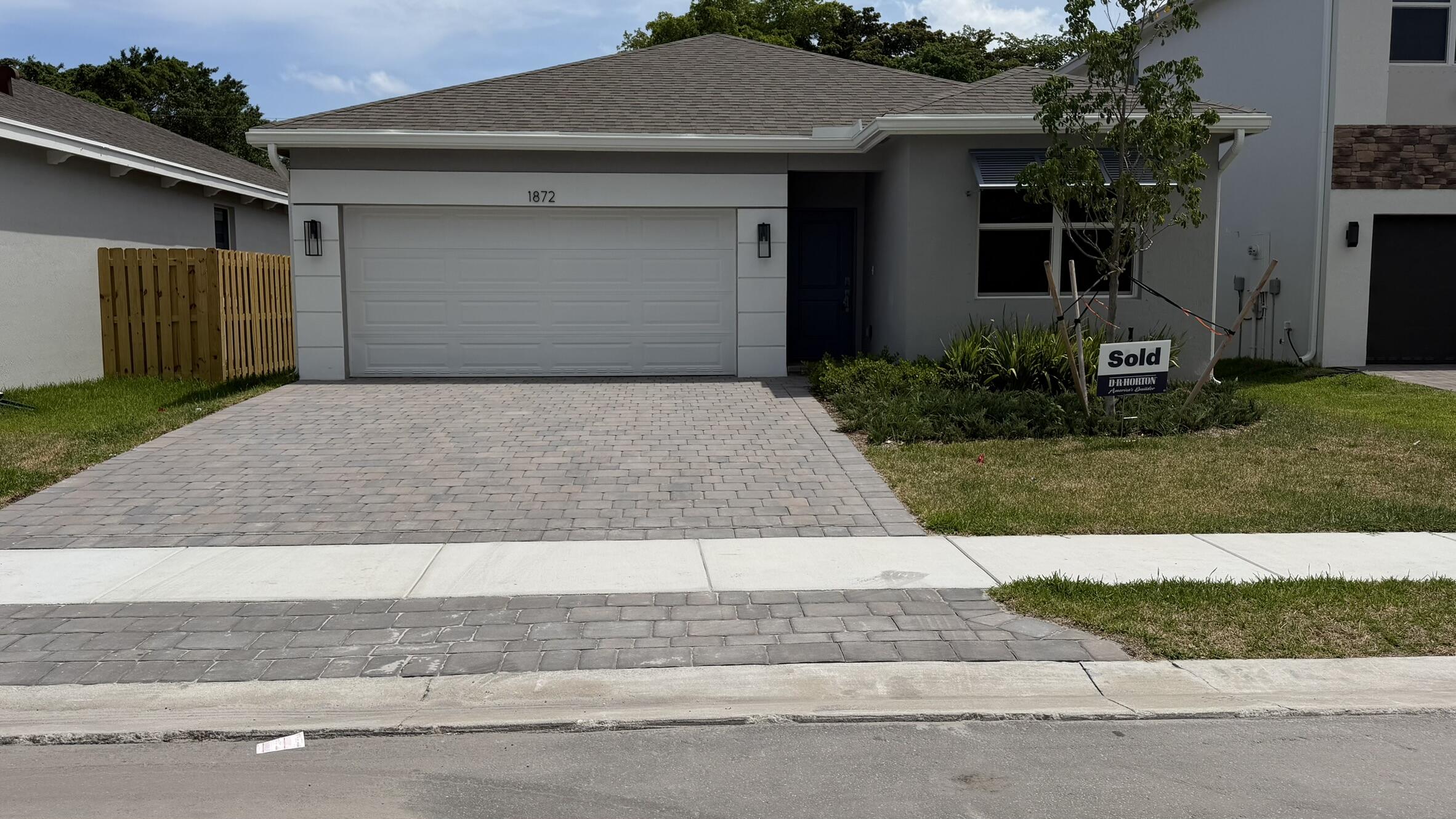 Hunters Manor - Residential Lease