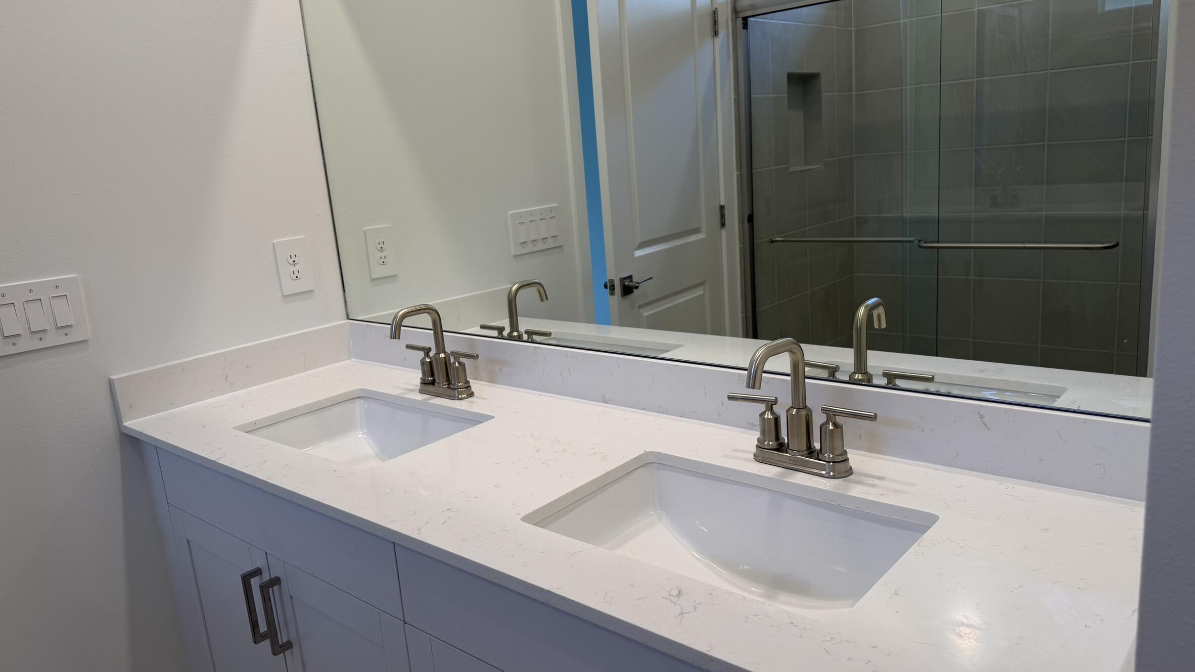 Hunters Manor - Residential Lease
