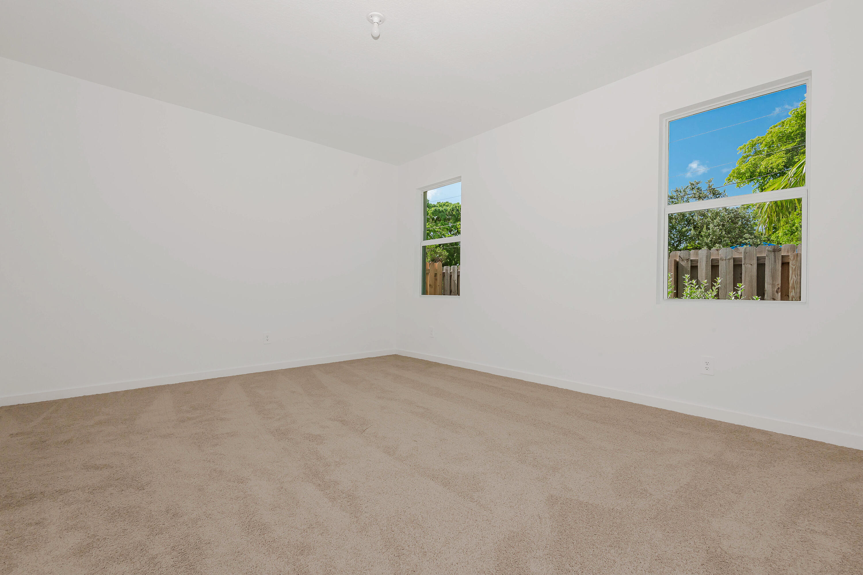 Hunters Manor - Residential Lease