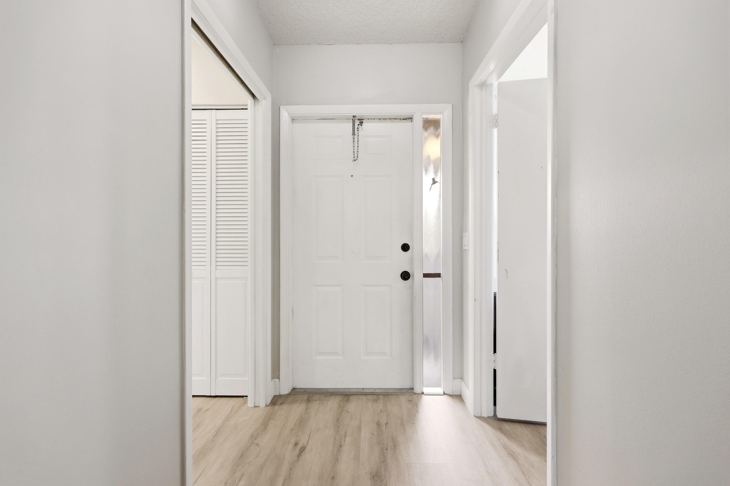 PINECROFT CONDO - Residential