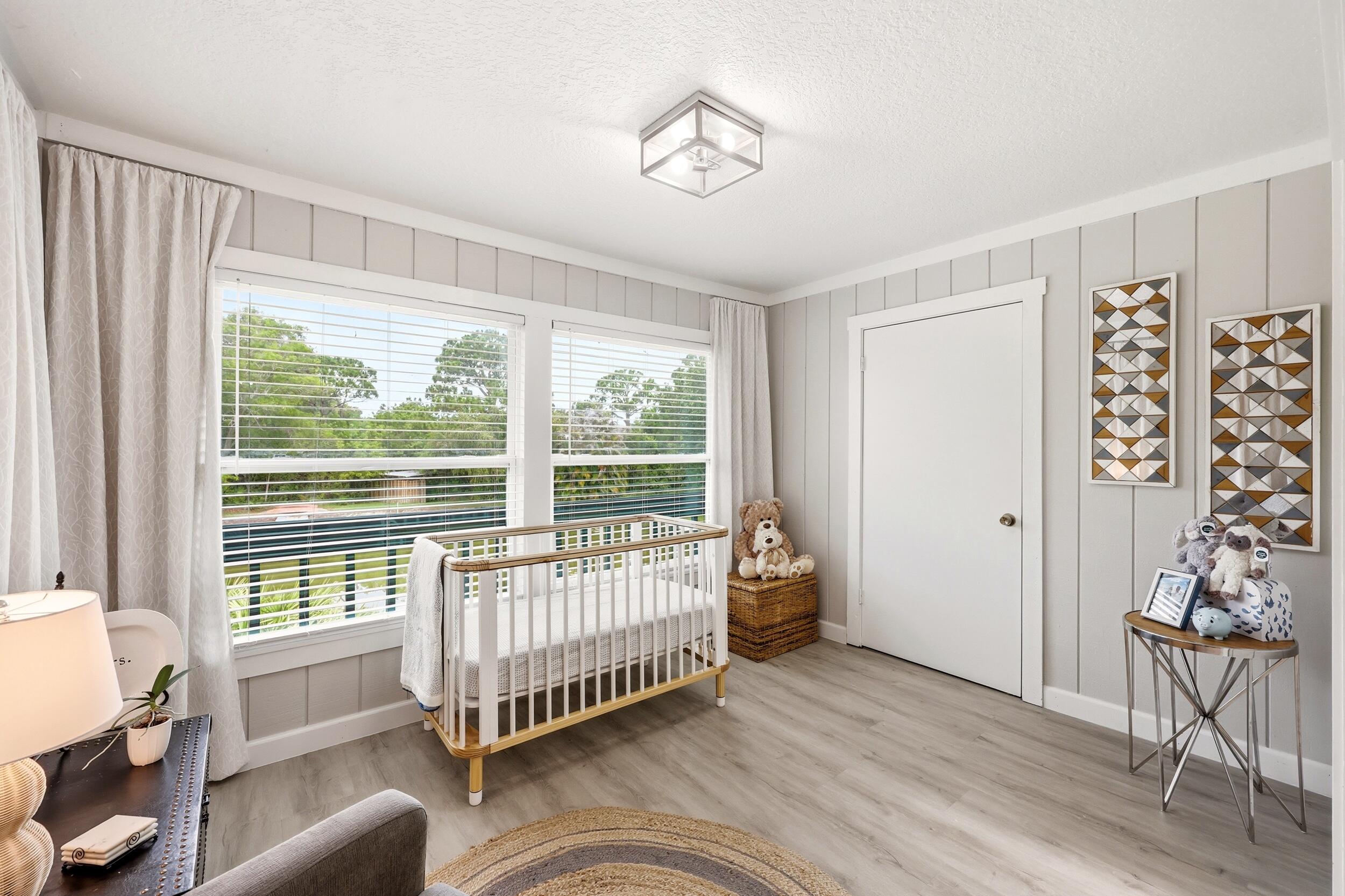 PINECROFT CONDO - Residential