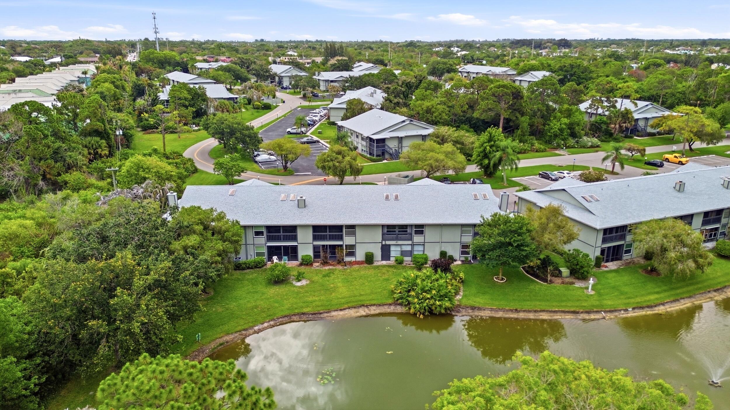 PINECROFT CONDO - Residential