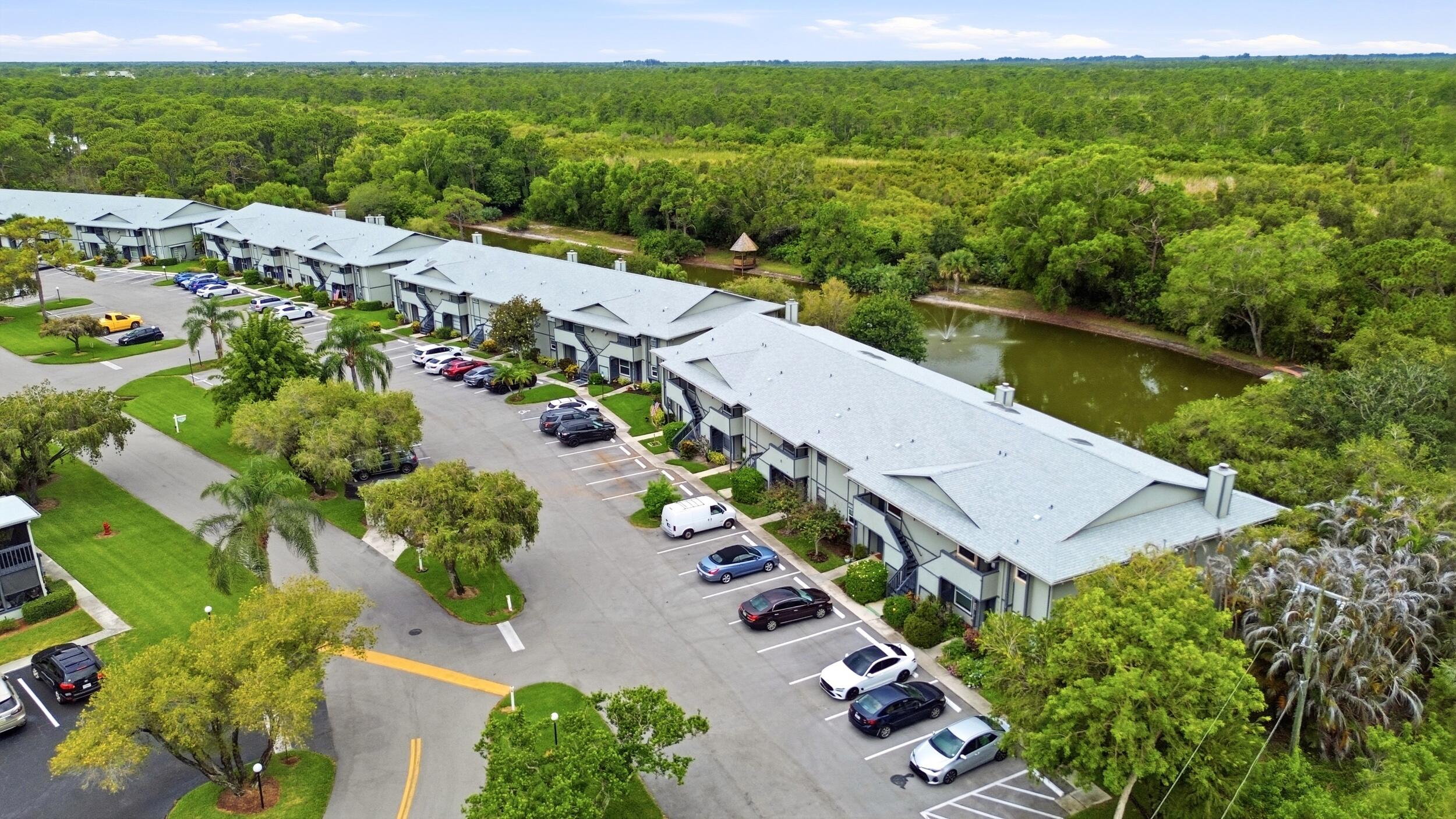 PINECROFT CONDO - Residential