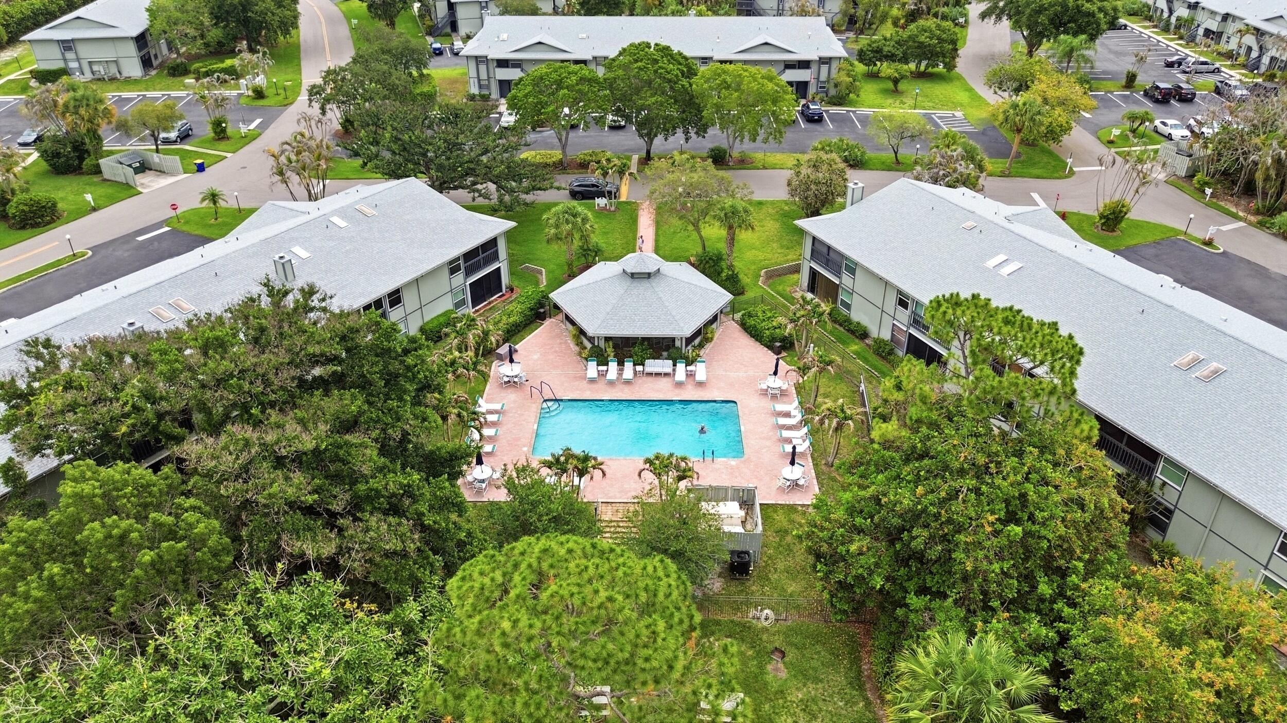PINECROFT CONDO - Residential