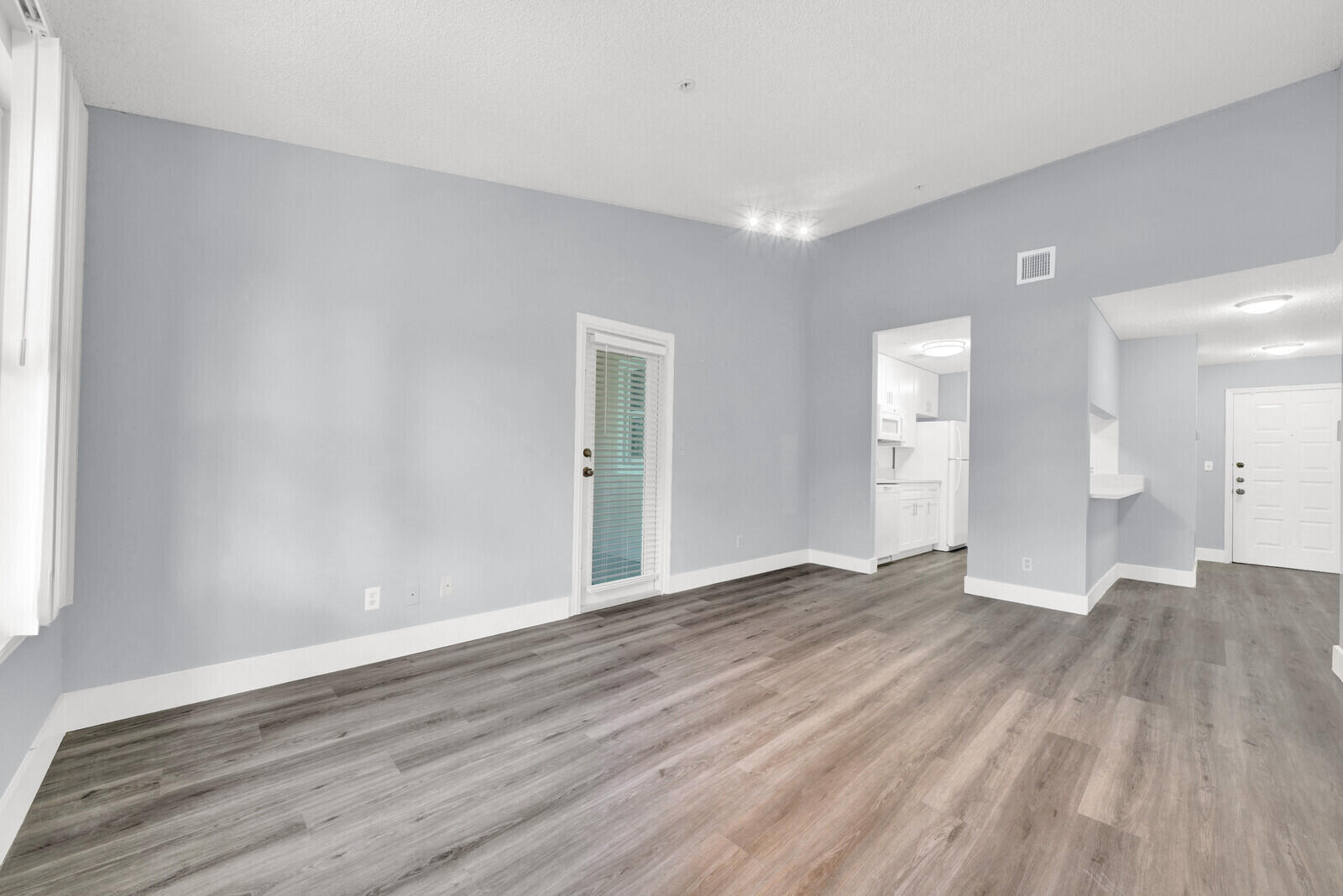 BOYNTON LANDINGS CONDO - Residential Lease