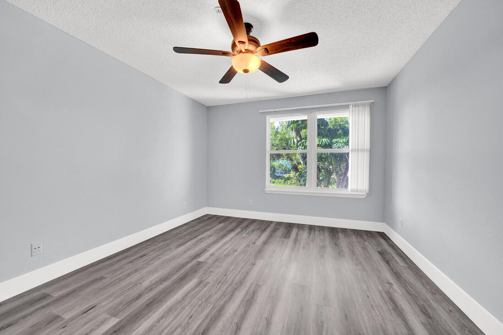 BOYNTON LANDINGS CONDO - Residential Lease