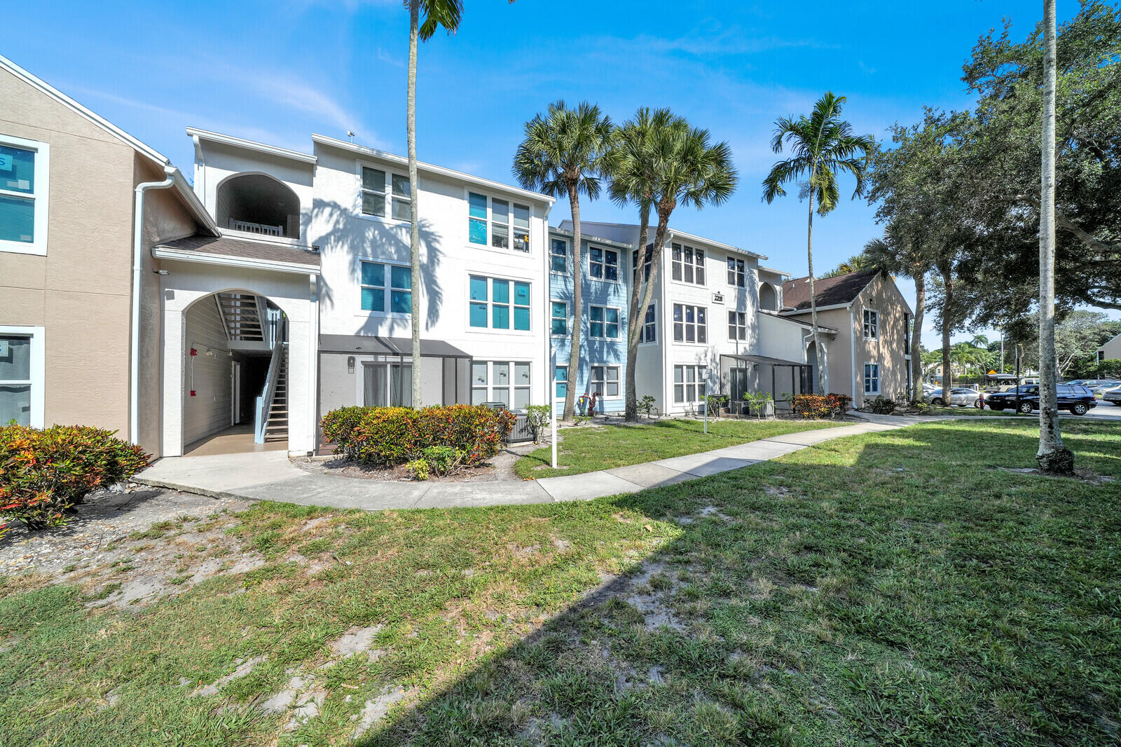 BOYNTON LANDINGS CONDO - Residential Lease