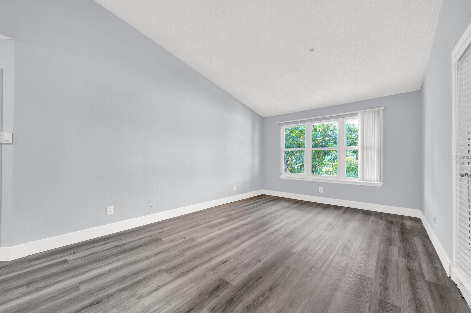 BOYNTON LANDINGS CONDO - Residential Lease