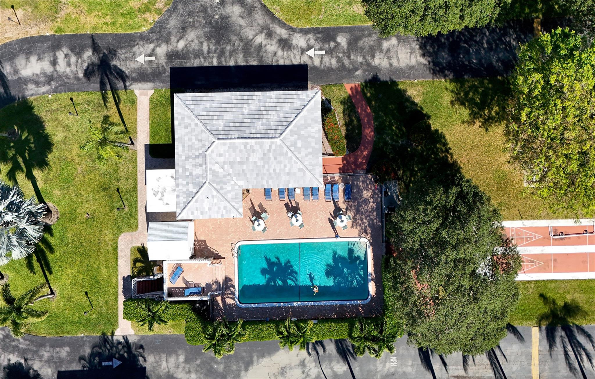 PALM ROYAL CONDOMINIUM - Residential