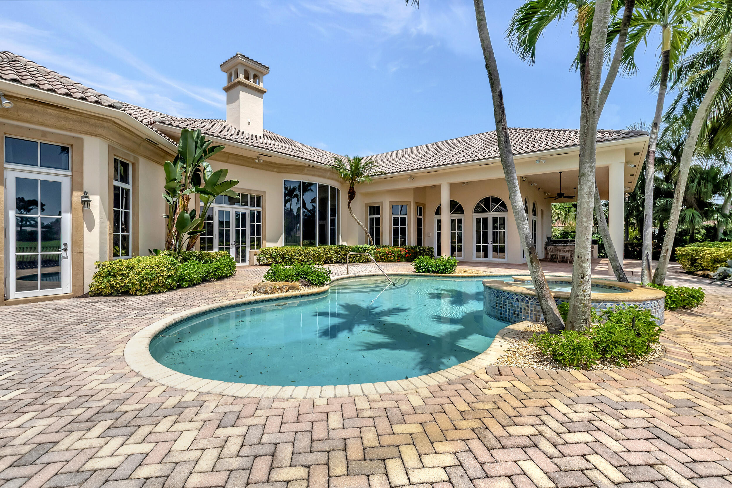 Isla Verde - Residential