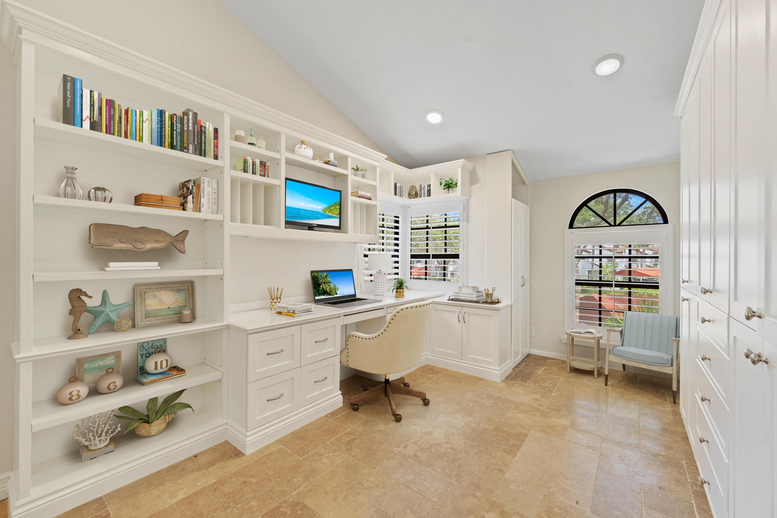 MARINERS COVE 1 - Residential