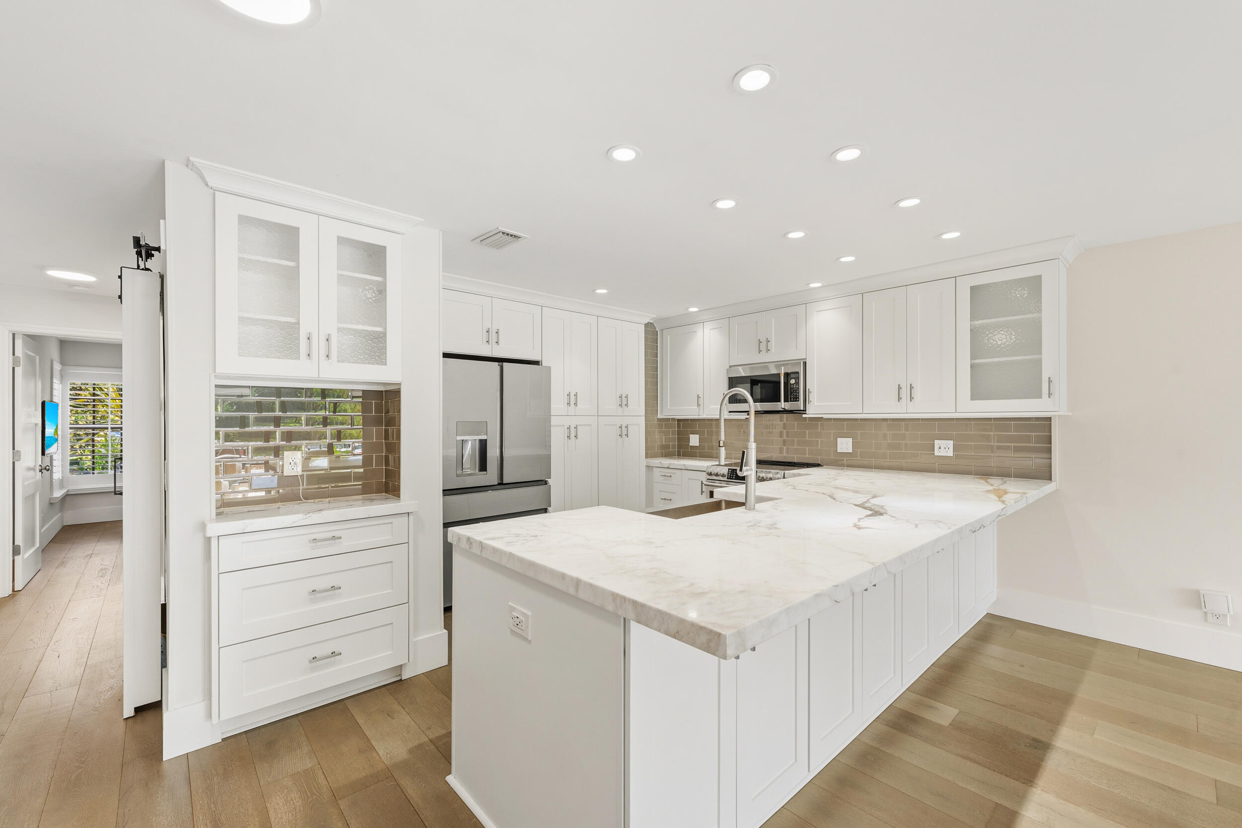 MARINERS COVE 1 - Residential