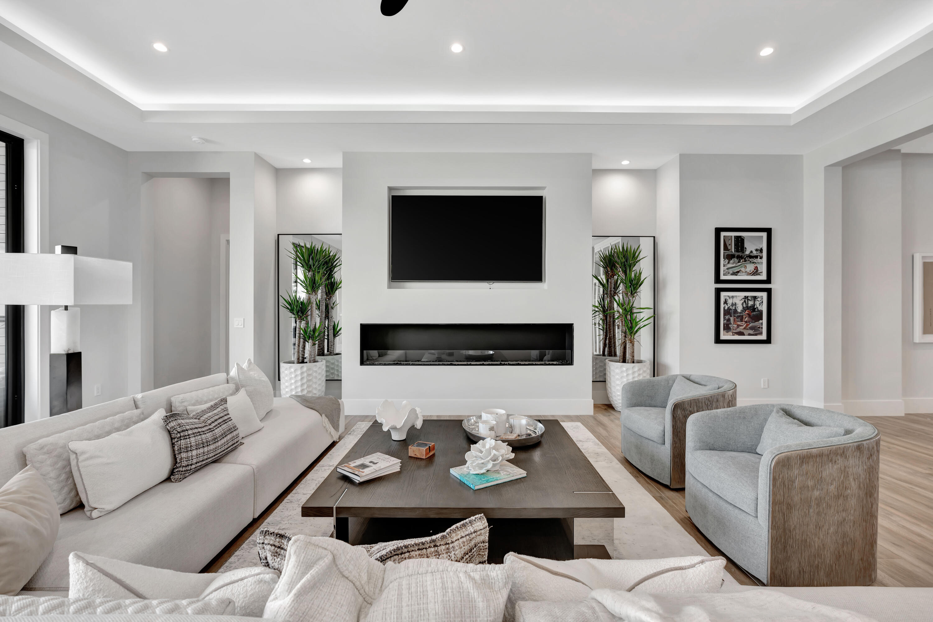NORTH PALM BEACH VILLAGE OF 6 - Residential