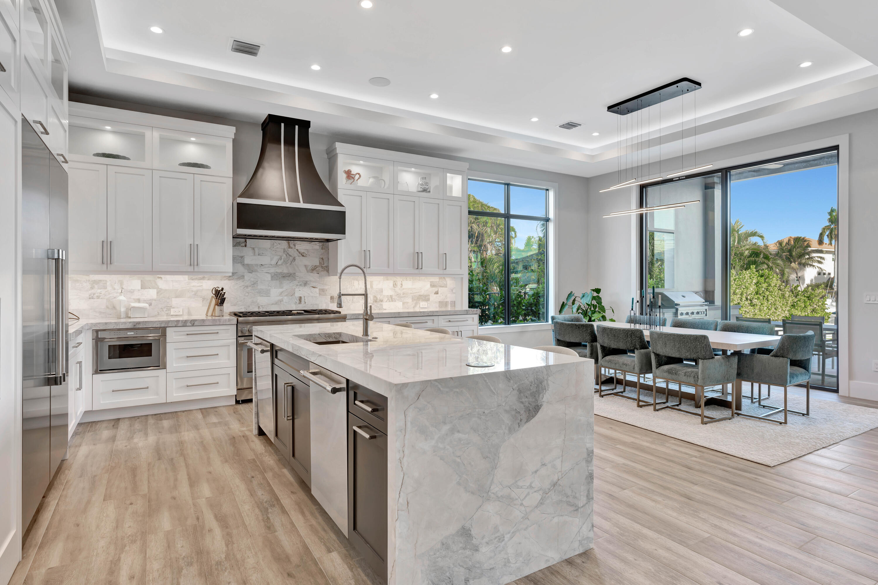 NORTH PALM BEACH VILLAGE OF 6 - Residential