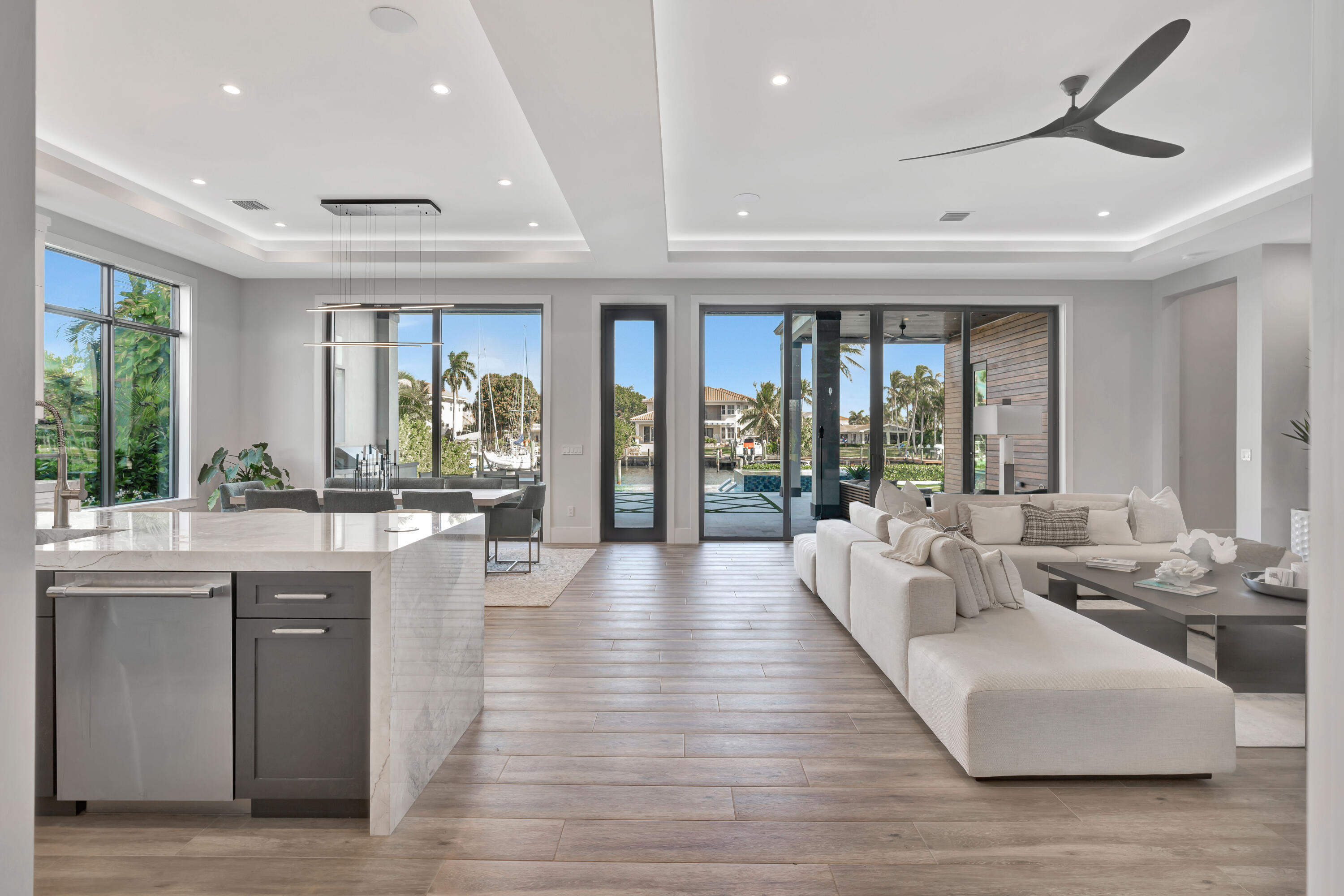 NORTH PALM BEACH VILLAGE OF 6 - Residential